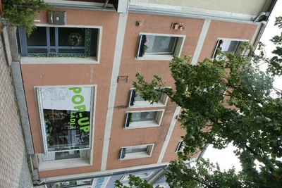 Wohn- und Geschäftshaus mit ausgebauten Dachgeschoss in Münchberg — Bild 1