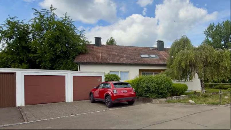 Einfamilienhaus, unbebautes Grundstück in Lauingen