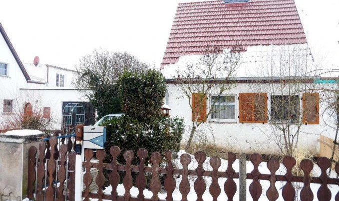 Einfamilienhaus, mit Anbau in Großneuhausen — Bild 2