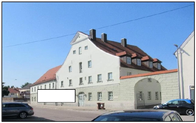 Teilfläche eines mit einem Mehrfamilienhaus mit 5 Wohnungen und 3 Gewerbeeinheiten bebauten Komplexes in Gaimersheim — Bild 3