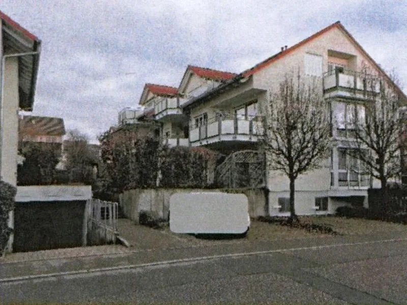 3-Zimmer-Wohnung und Tiefgaragenstellplatz in Bietigheim — Bild 2